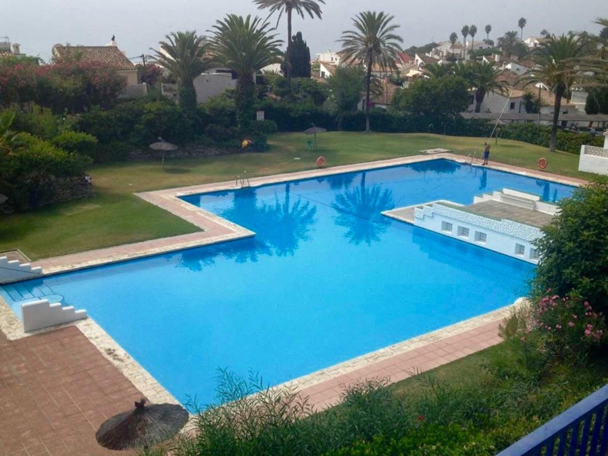 Apartamento A 10 Metros Playa Apartment Estepona Ngoại thất bức ảnh